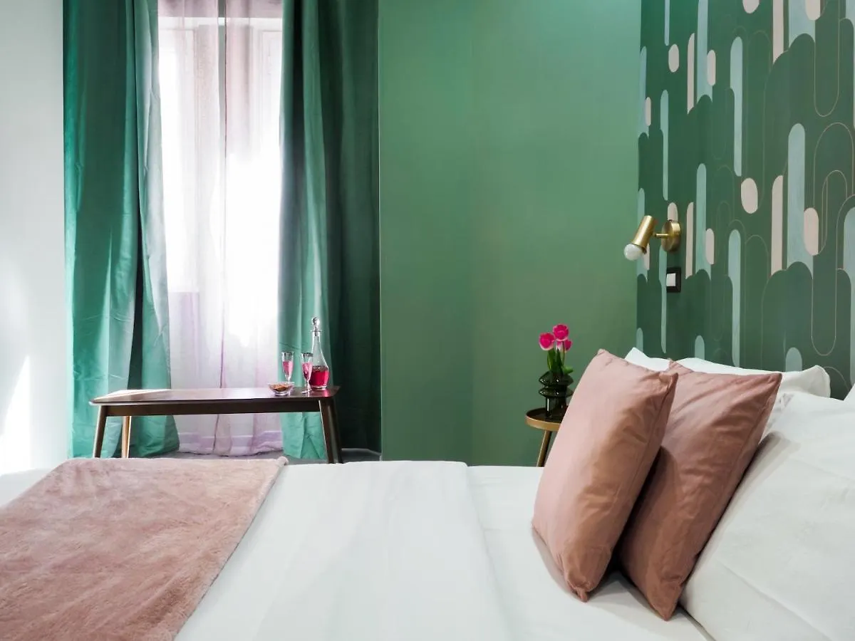C'Est La Vie Suites Rome